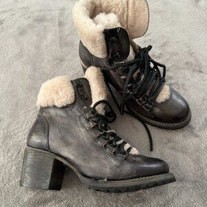 Freebird Norway Ice Sherpa Lined Boots Women's size 8 Gray Booties